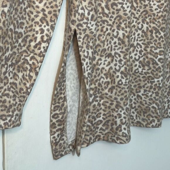 Loramendi leopard print pullover sweater with side vents XL - Picture 3 of 9